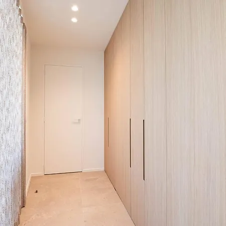 Top-notch Furnitured New Apartman *