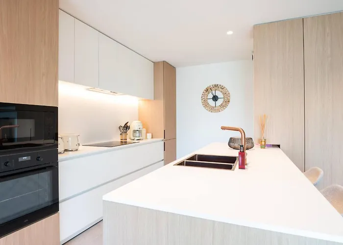 Top-notch Furnitured New Apartment