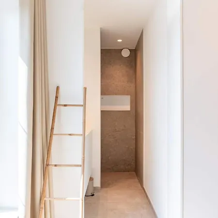 Top-notch Furnitured New Ostend